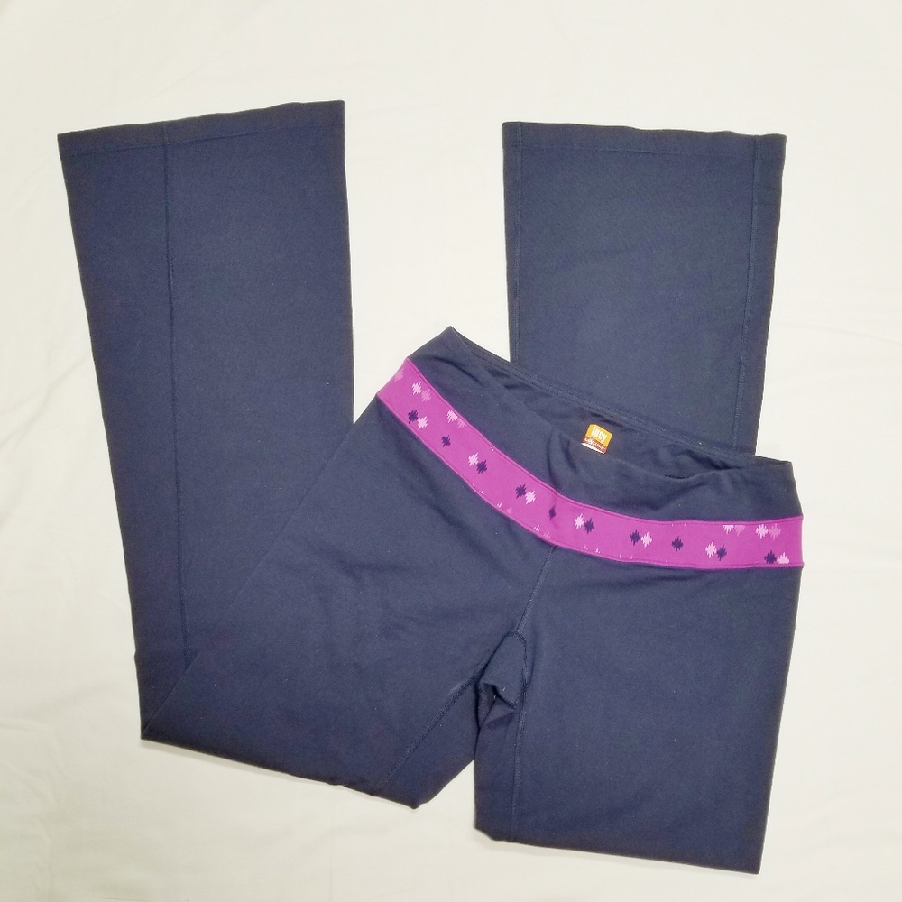 Lucy Flared Yoga Pants